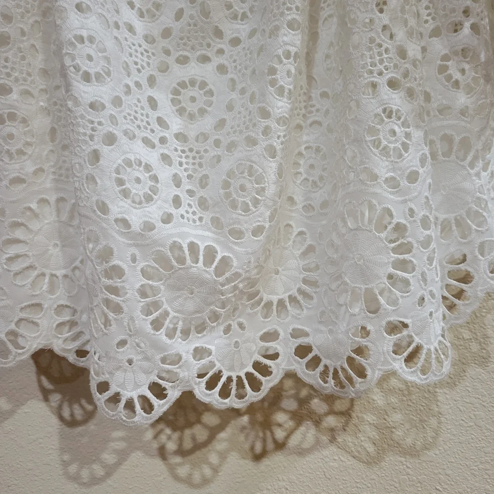 NWT Maeve Anthropologie White Eyelet Lace Blouse Top Size MEDIUM